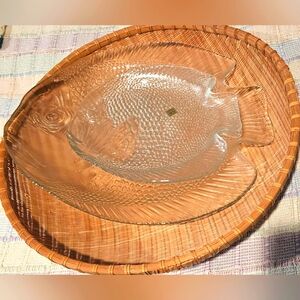 Vintage Glass Grouper Fish Platter And Plates